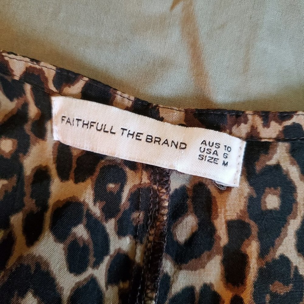FAITHFUL THE BRAND | Anne Marie Leopard Midi Ruched Sleeves Dress (Size M) - Picture 10 of 14